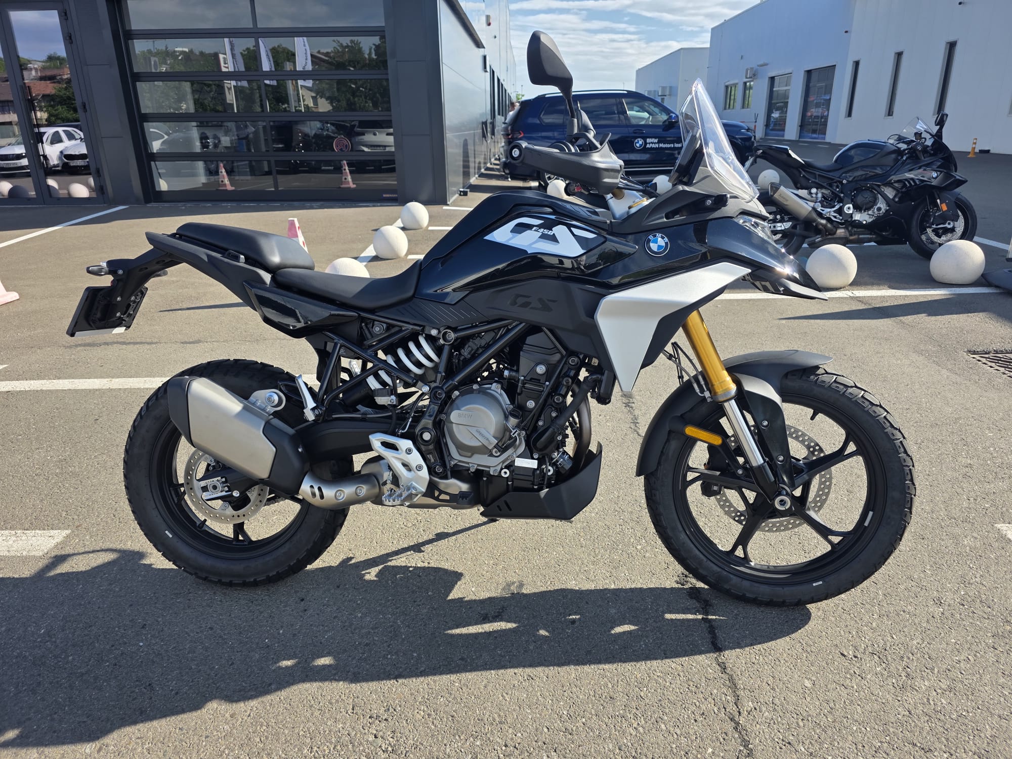 BMW F450GS